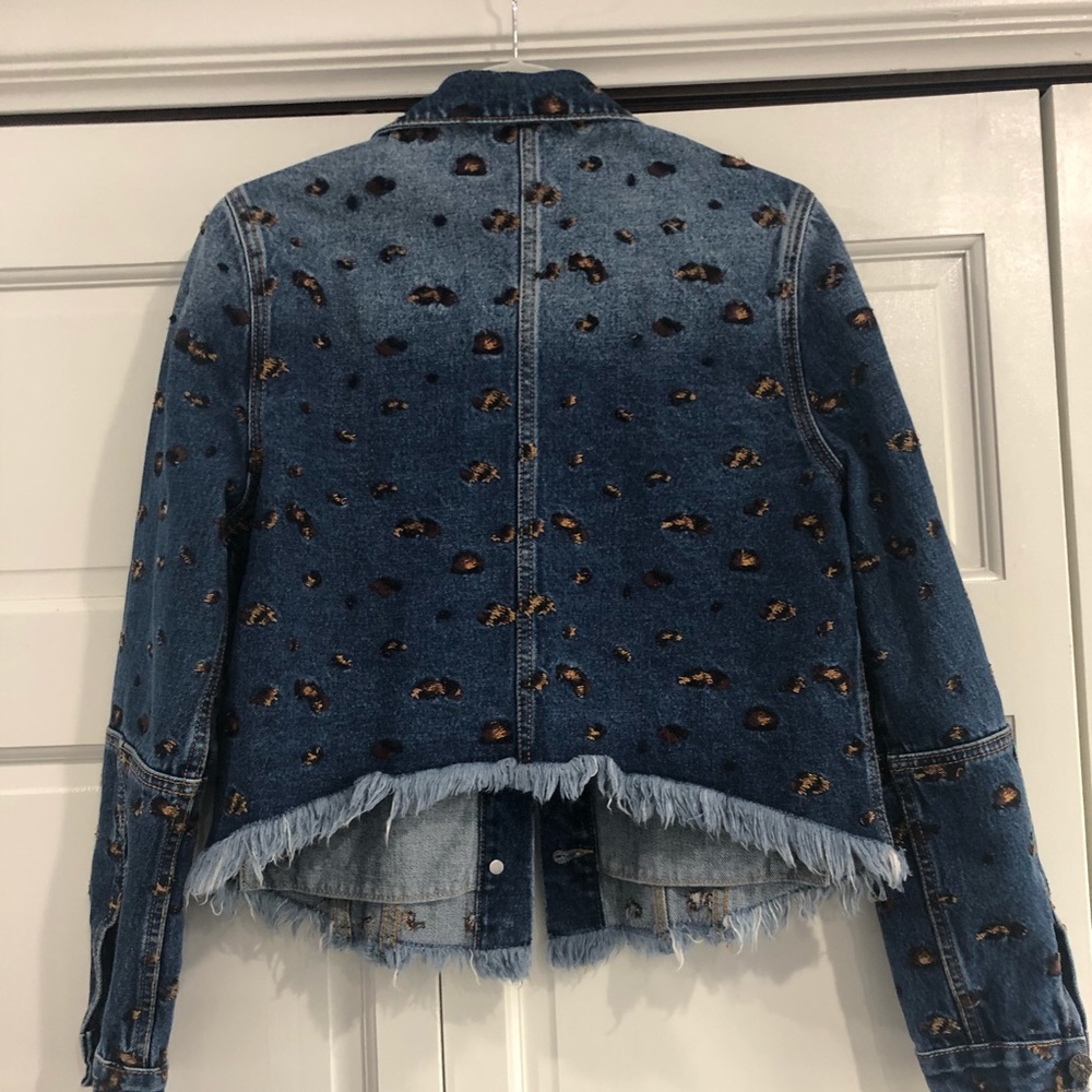 Leopard Embroidered Jean Jacket - Picture 2 of 4